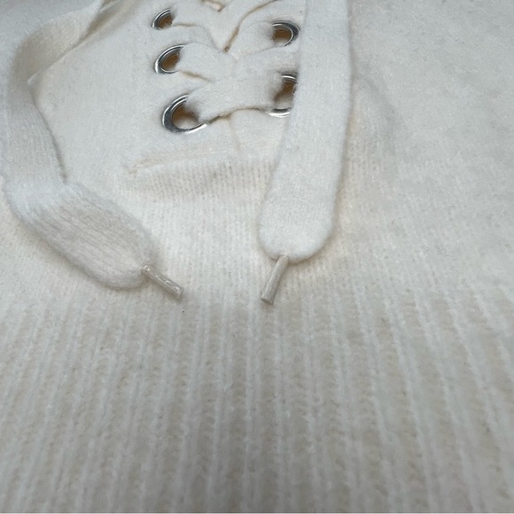 GUESS Alena Lace-up Pullover White Sweater Top Women's Size XS - Picture 10 of 16